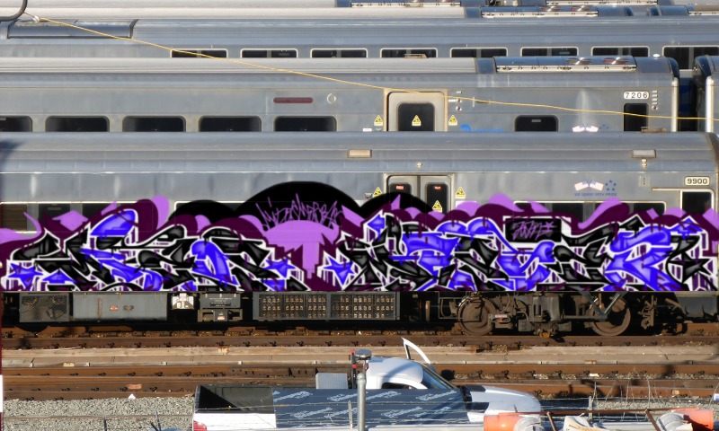 Bombing 1636501003599