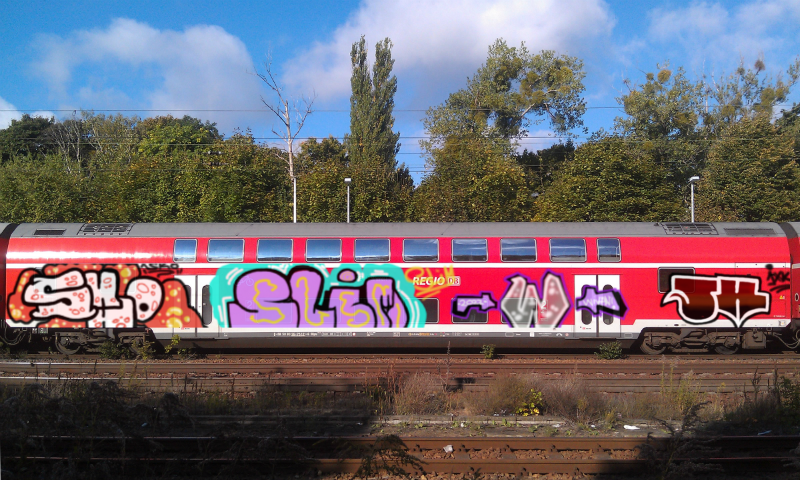 Bombing 1642778066403