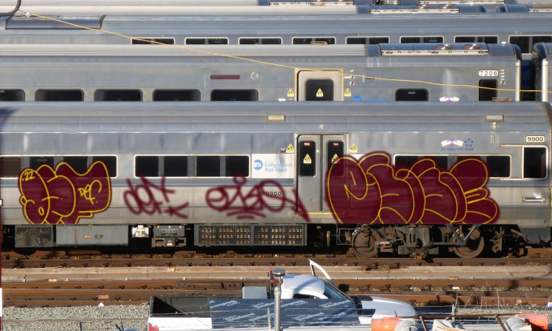 Bombing 1646638393117