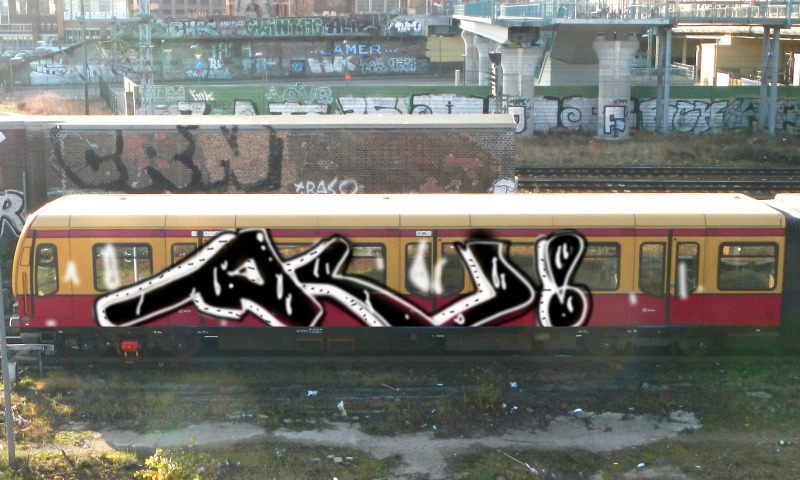 Bombing 1399223737944