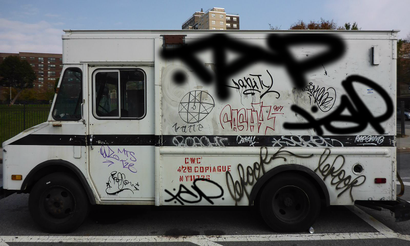 Bombing 1646830066052