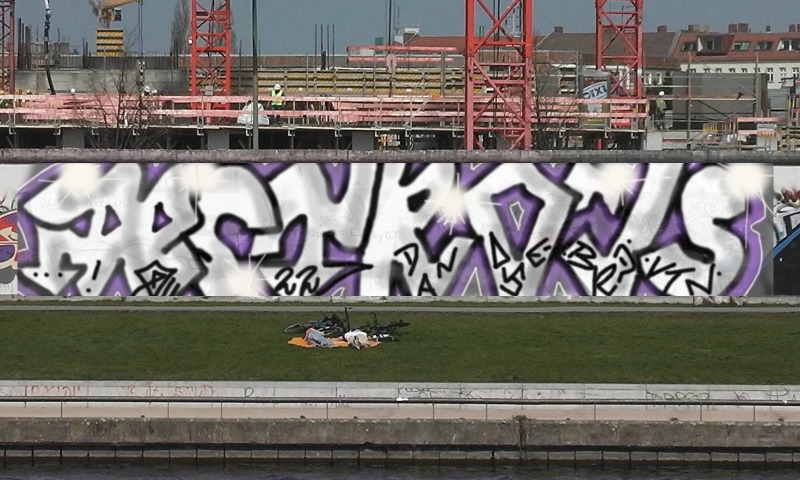 Bombing 1654400259360