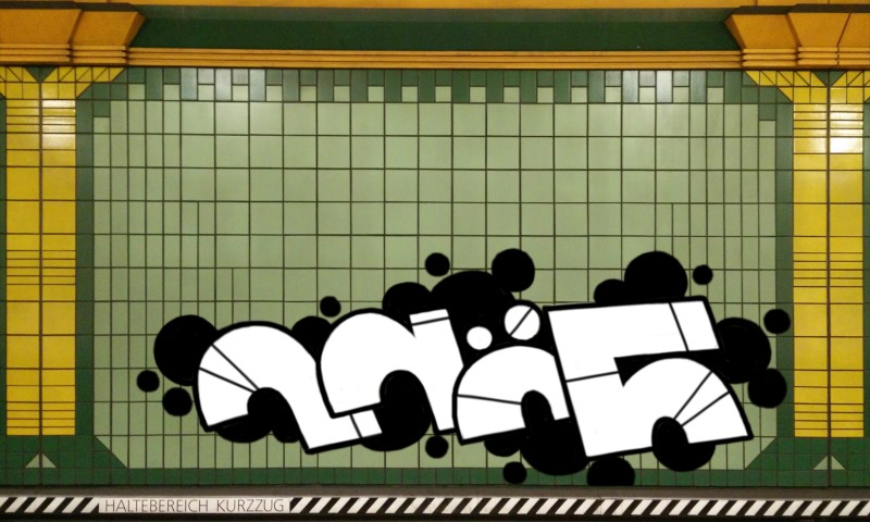 Bombing 1673502895628