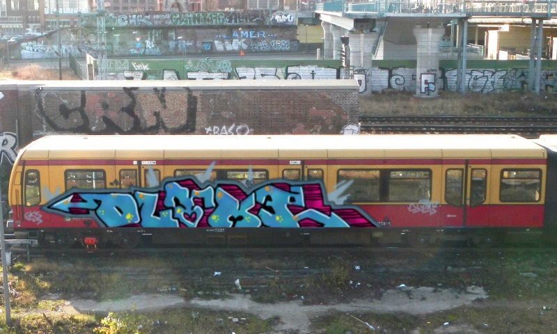 Bombing 1675352106270