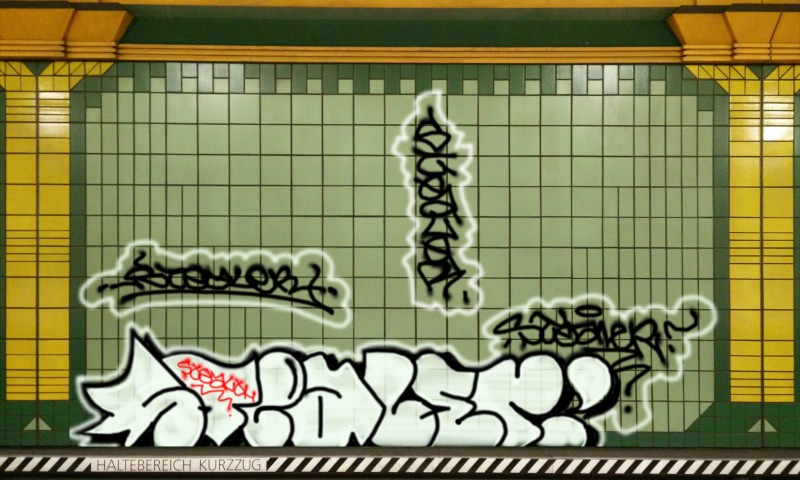 Bombing 1677092159521