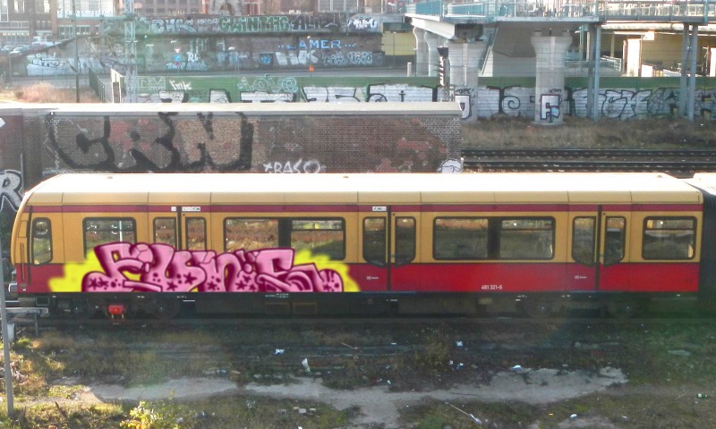 Bombing 1687343356636