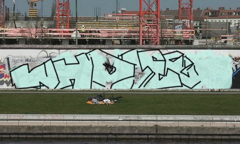 Bombing 1402627861424