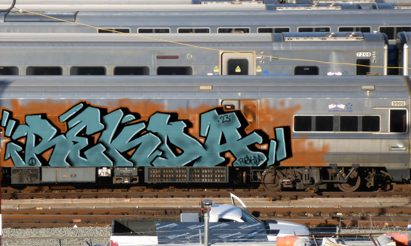 Bombing 1700438255787