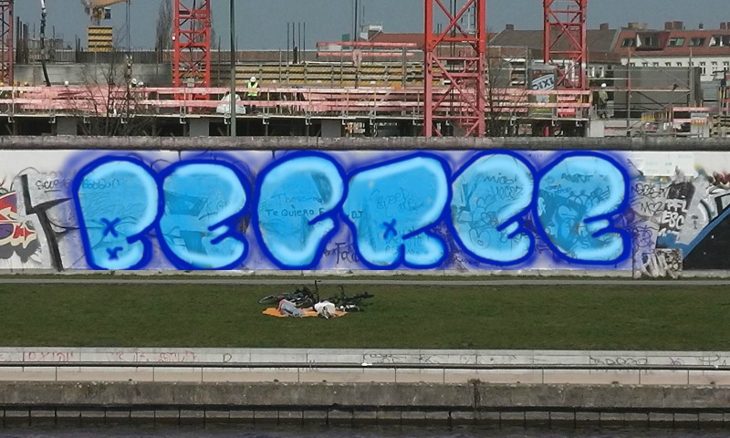 Bombing 1711464841302