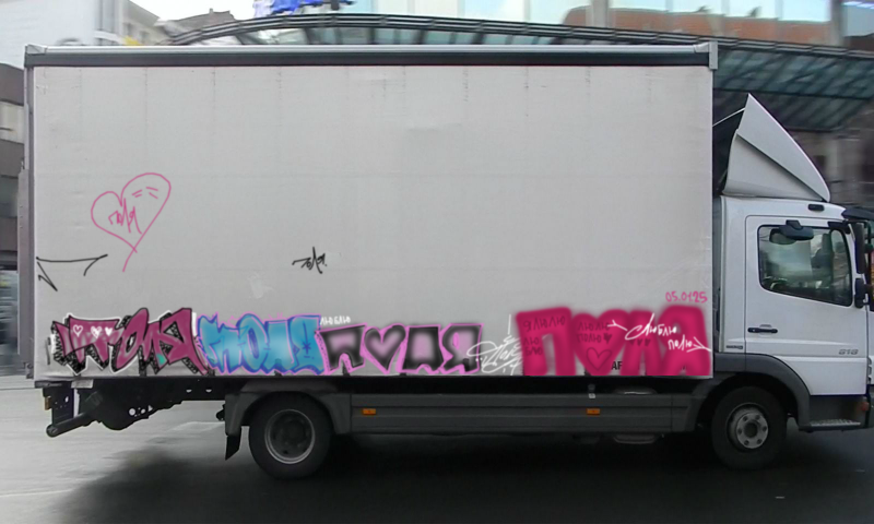 Bombing 1736101440033