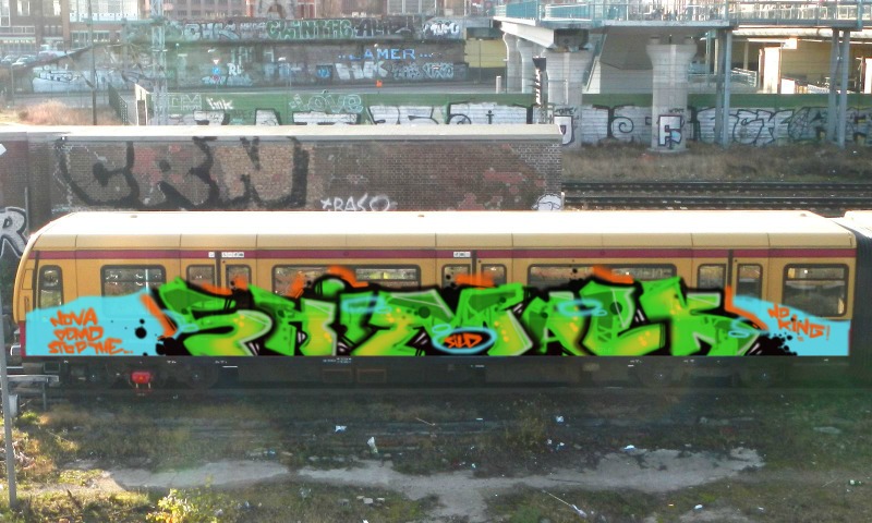 Bombing 1414501466453