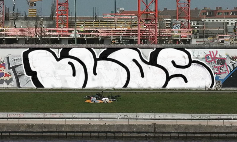 Bombing 1425562928723