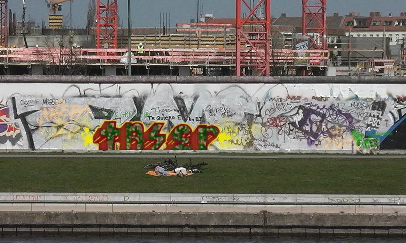 Bombing 1429711339918