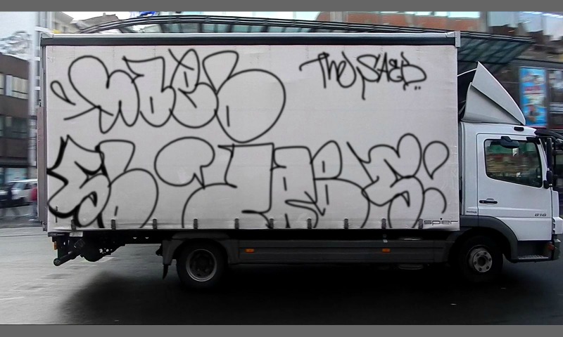 Bombing 1437367307256