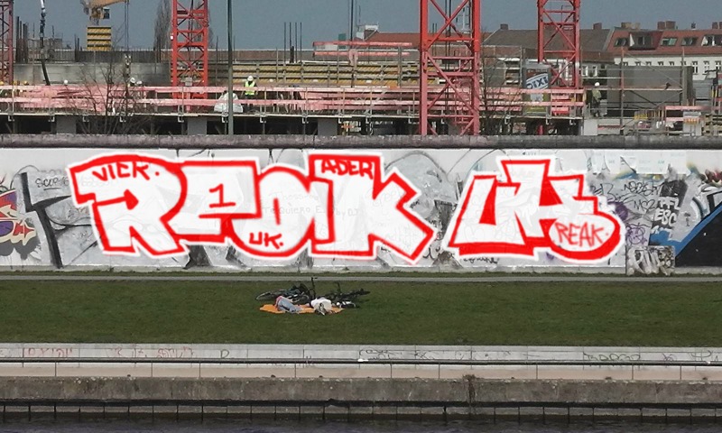 Bombing 1438031154878