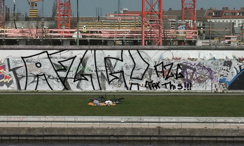 Bombing 1438094379271