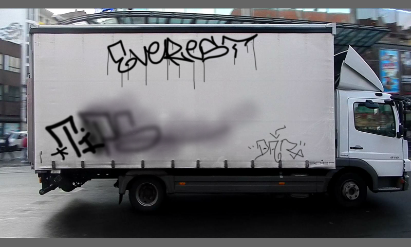 Bombing 1439763438612