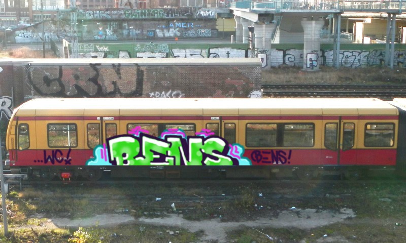 Bombing 1440774661843