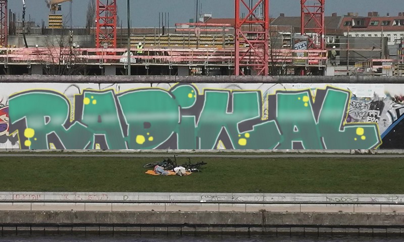 Bombing 1440966989529