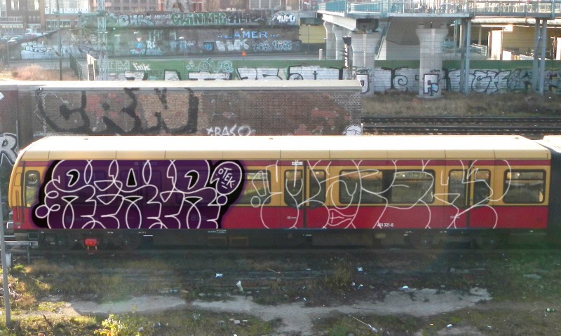 Bombing 1442304263484