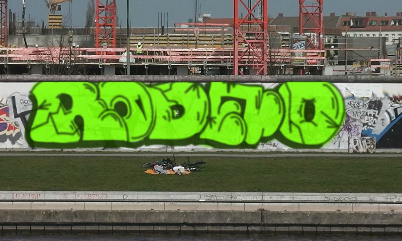 Bombing 1444600604891