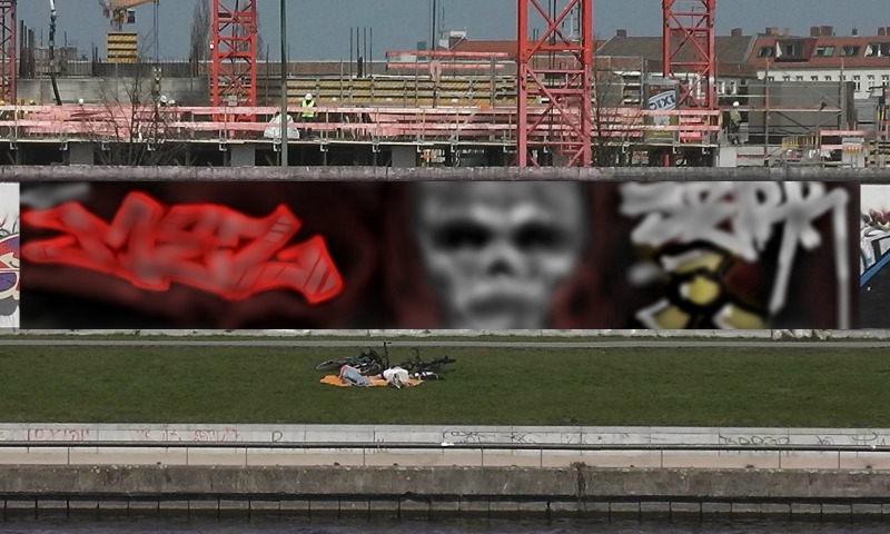 Bombing 1445310734548