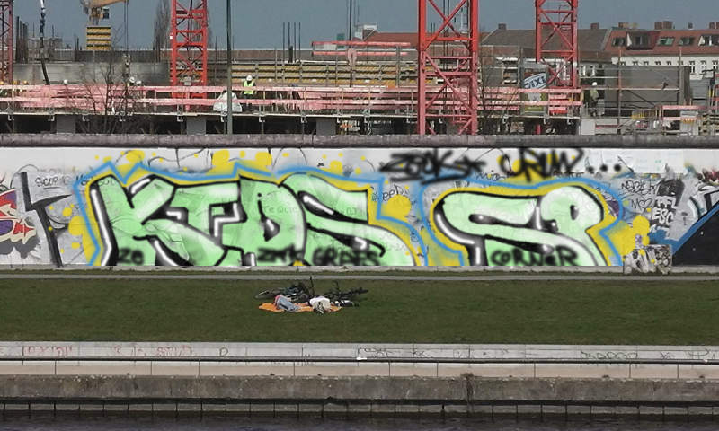 Bombing 1451379212733