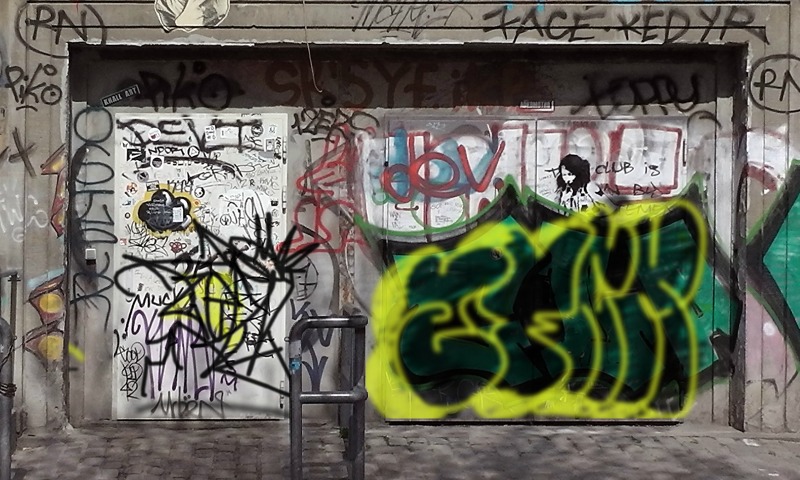 Bombing 1453022456793