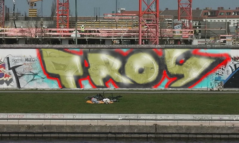 Bombing 1453980578523