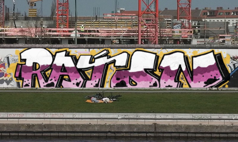 Bombing 1458237530105