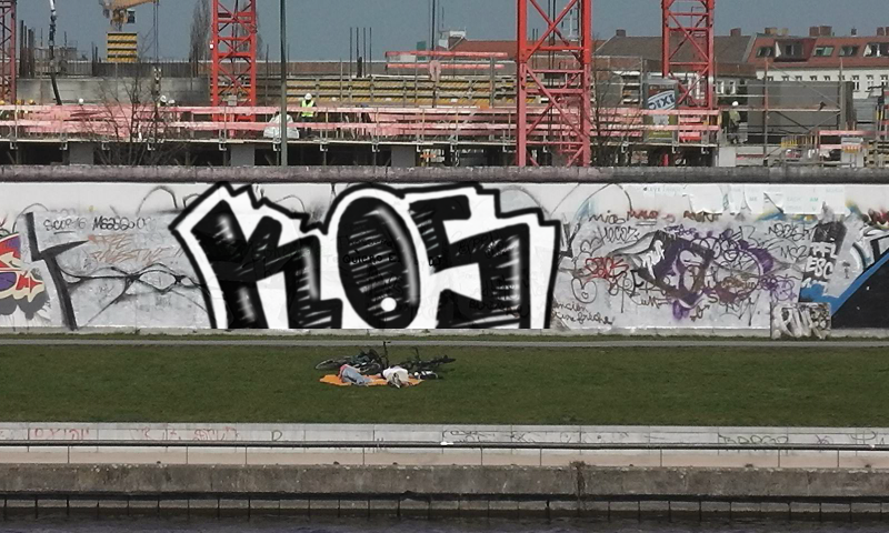 Bombing 1459422303557