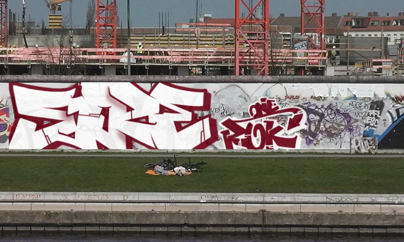 Bombing 1468528942079